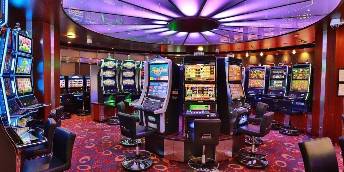 How Casinos Influence Player Behavior