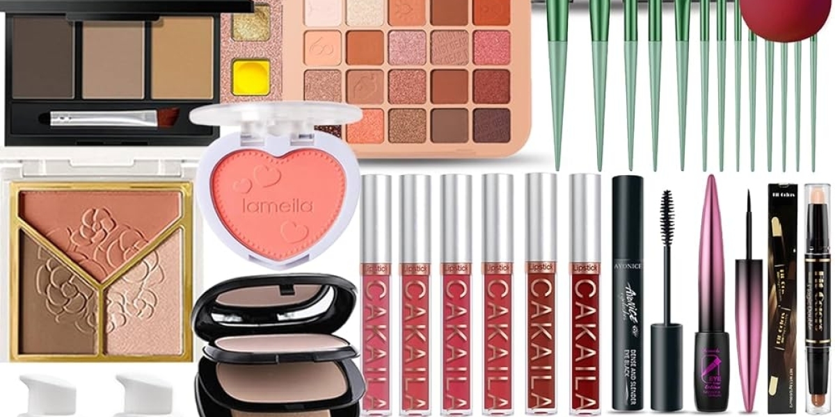 A Comprehensive Study on Glitter Eyeshadows and Eye Makeup
